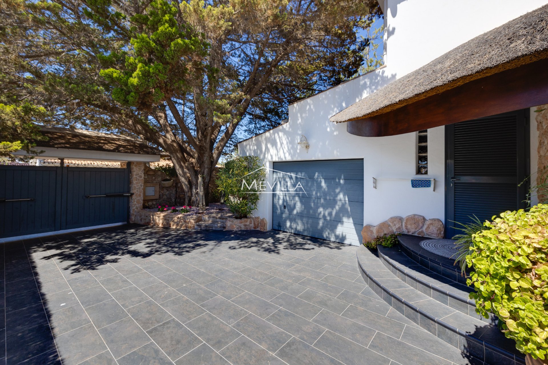 Alleen Front Line - Villa - Orihuela Costa - Cabo Roig