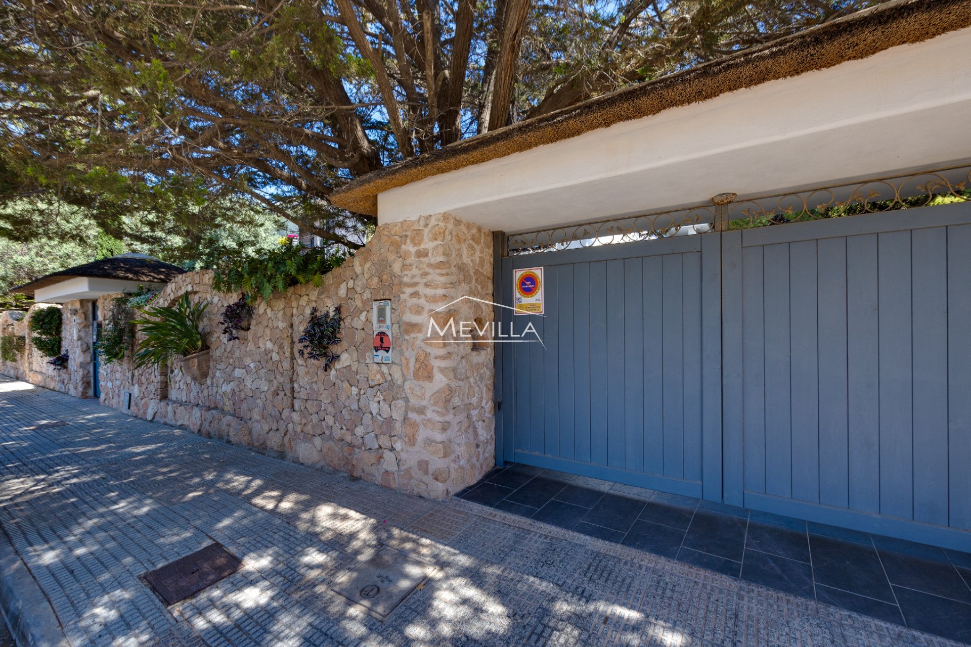 Alleen Front Line - Villa - Orihuela Costa - Cabo Roig