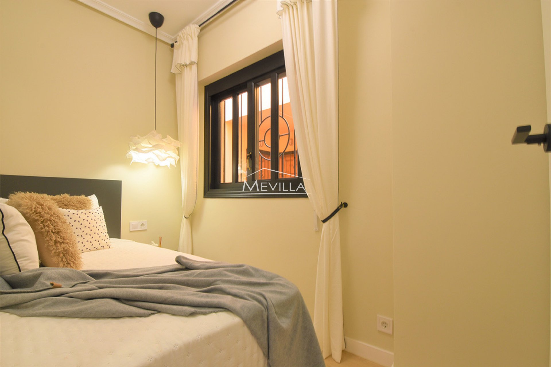 Återförsäljare -  - Torrevieja