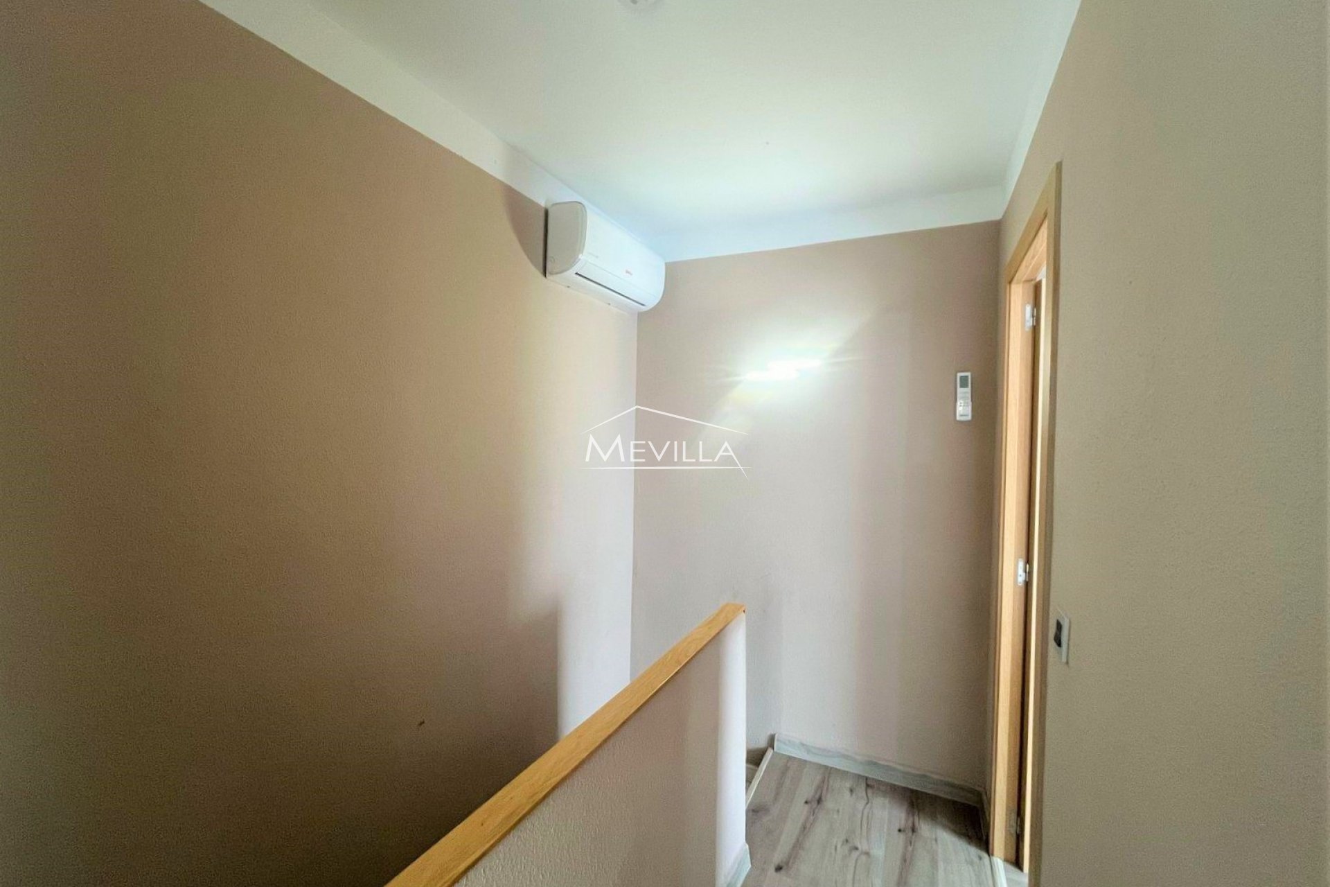 Återförsäljare -  - Torrevieja