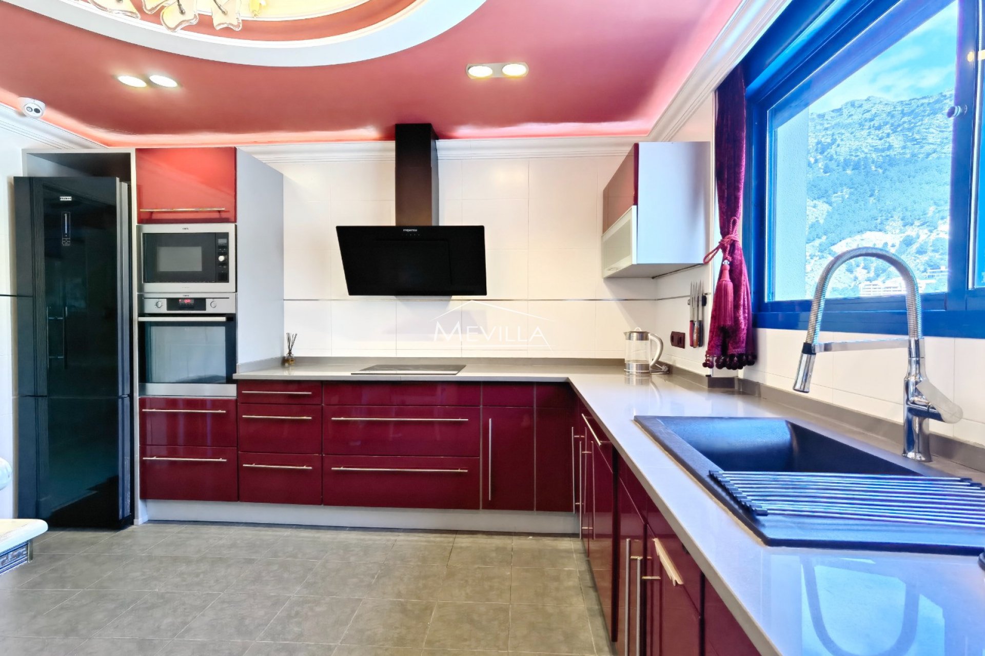 Återförsäljare - Villa - Altea