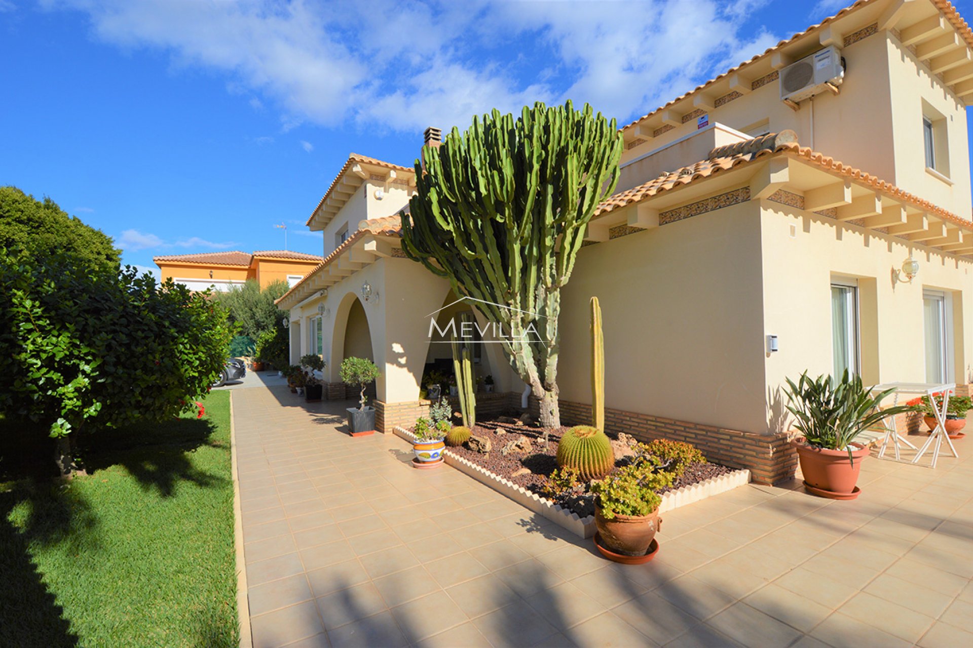 Återförsäljare - Villa - Orihuela Costa - Cabo Roig