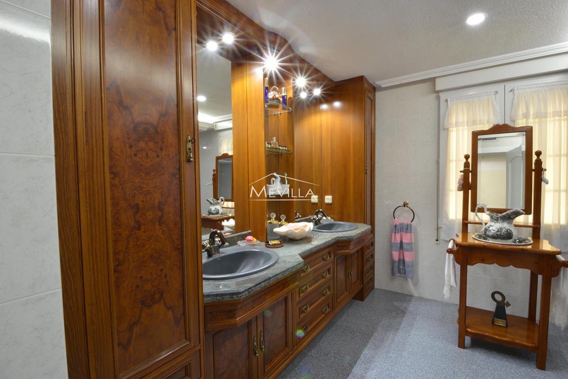 Återförsäljare - Villa - Orihuela Costa - Cabo Roig