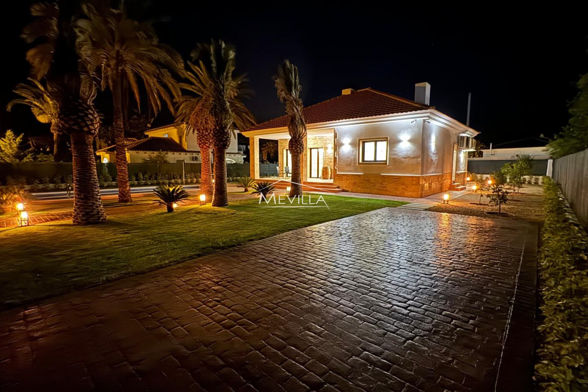 Återförsäljare - Villa - Orihuela Costa - Cabo Roig