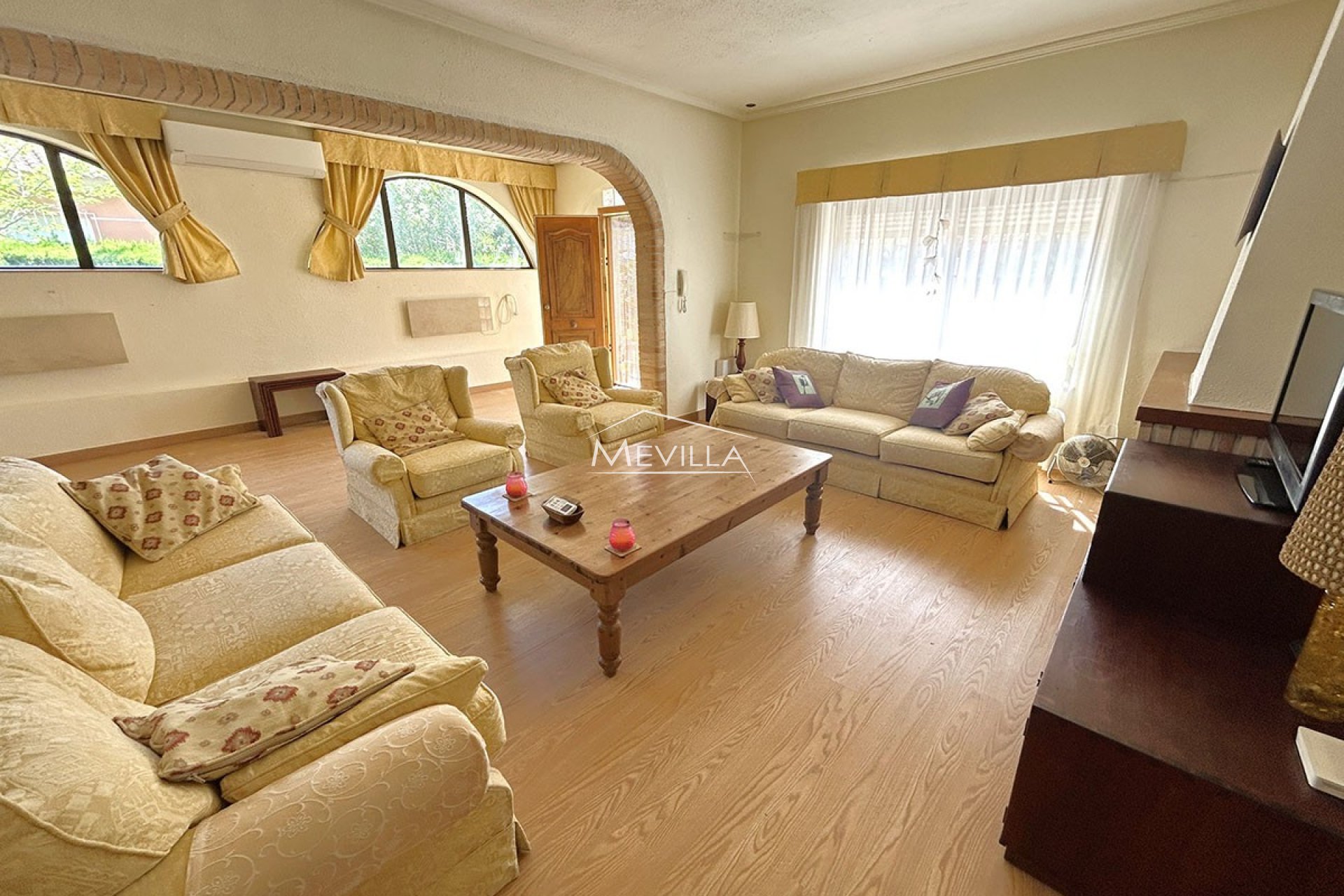 Återförsäljare - Villa - Orihuela Costa - Cabo Roig