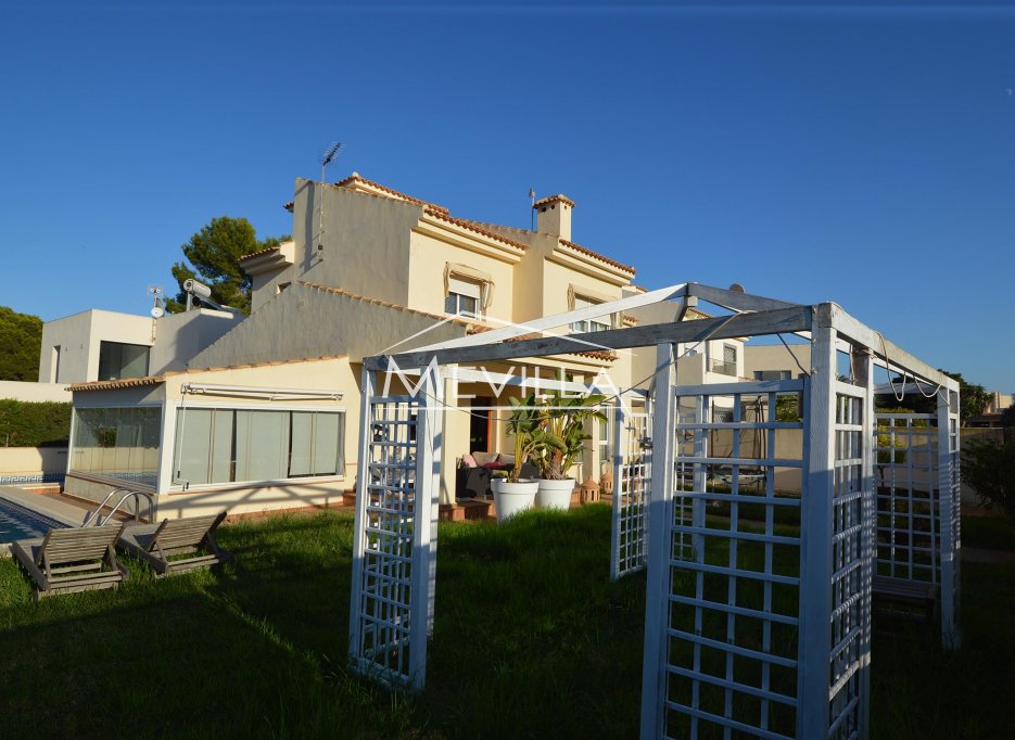 Återförsäljare - Villa - Orihuela Costa - Campoamor