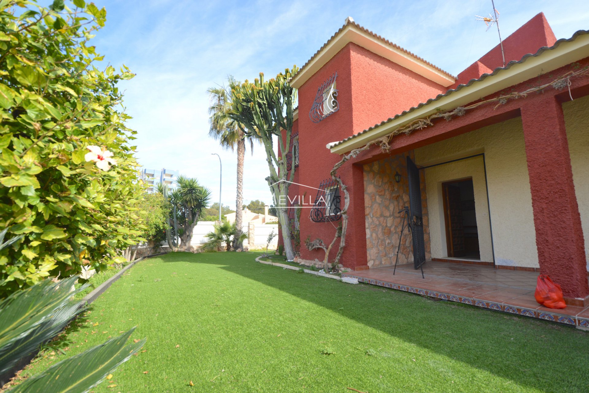 Återförsäljare - Villa - Orihuela Costa - Campoamor