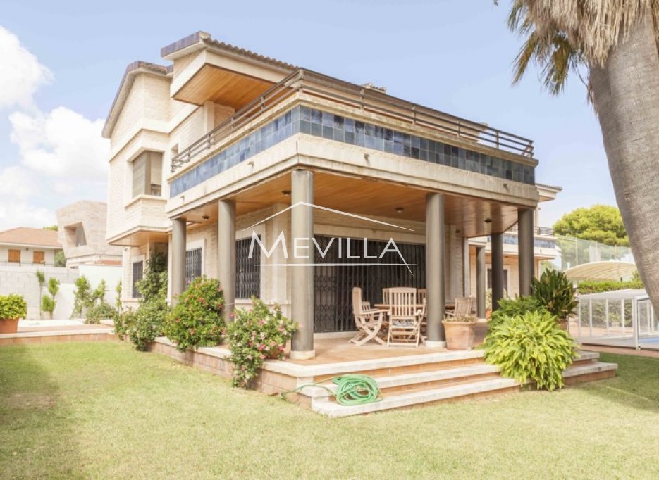 Återförsäljare - Villa - Orihuela Costa - Campoamor
