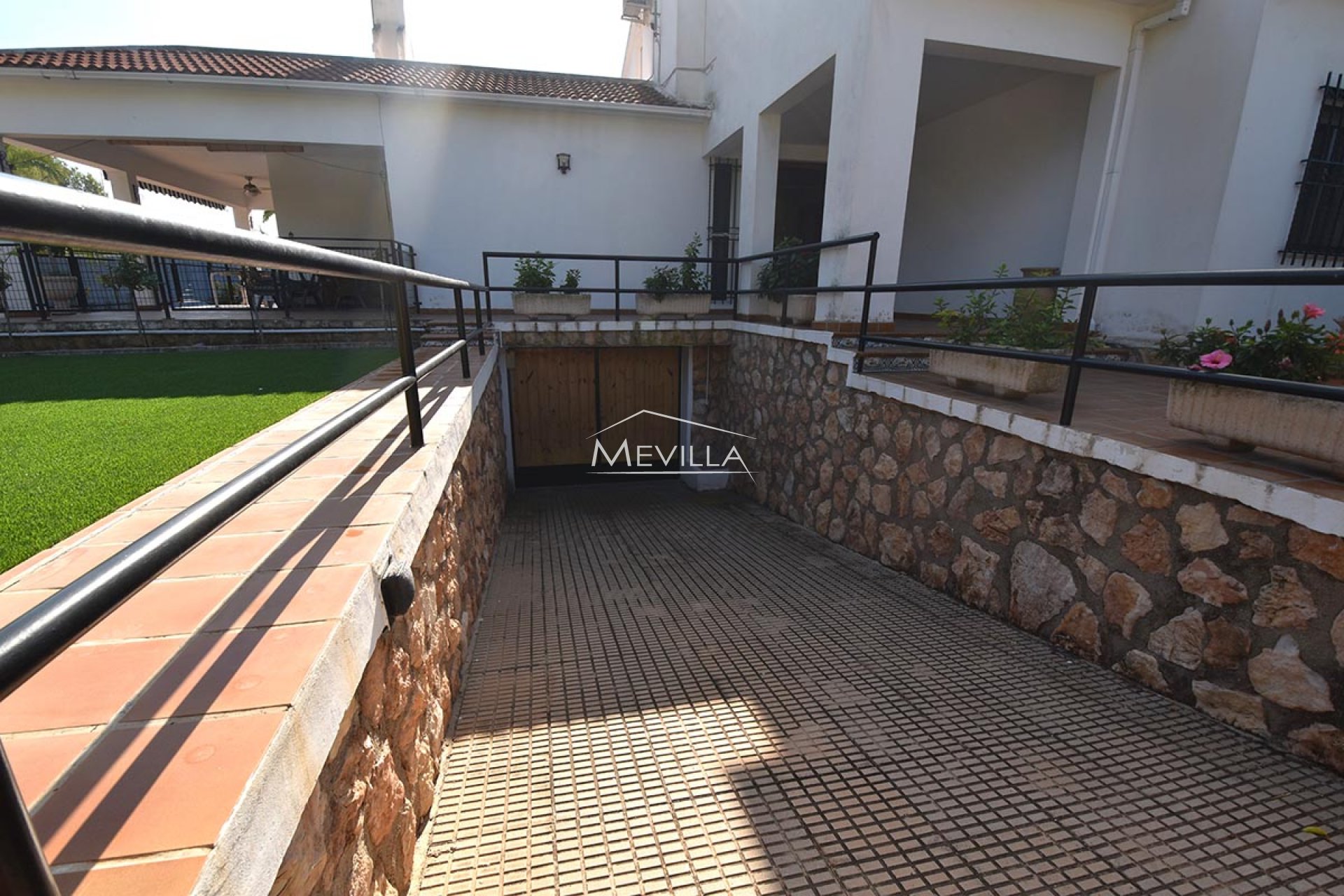 Återförsäljare - Villa - Orihuela Costa - Campoamor