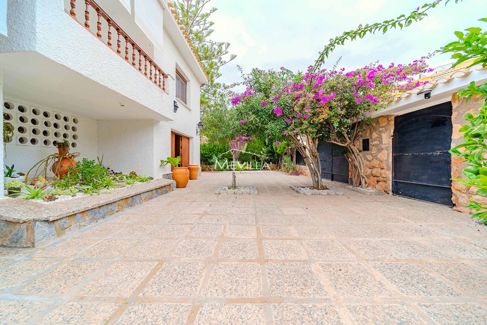 Återförsäljare - Villa - Orihuela Costa - Campoamor