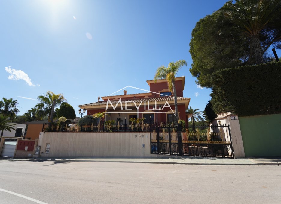 Återförsäljare - Villa - Orihuela Costa - Campoamor