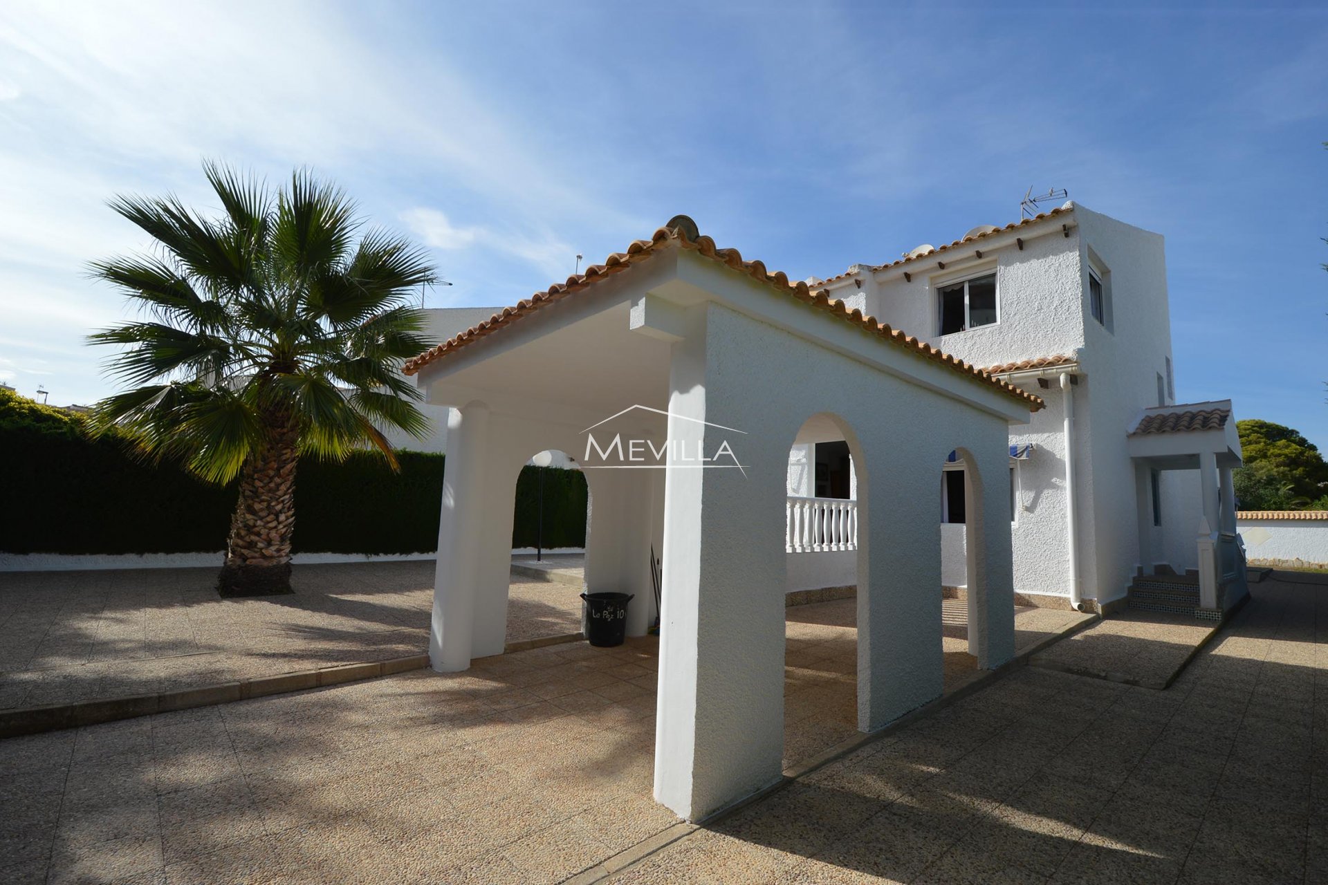 Återförsäljare - Villa - Orihuela Costa - La Zenia