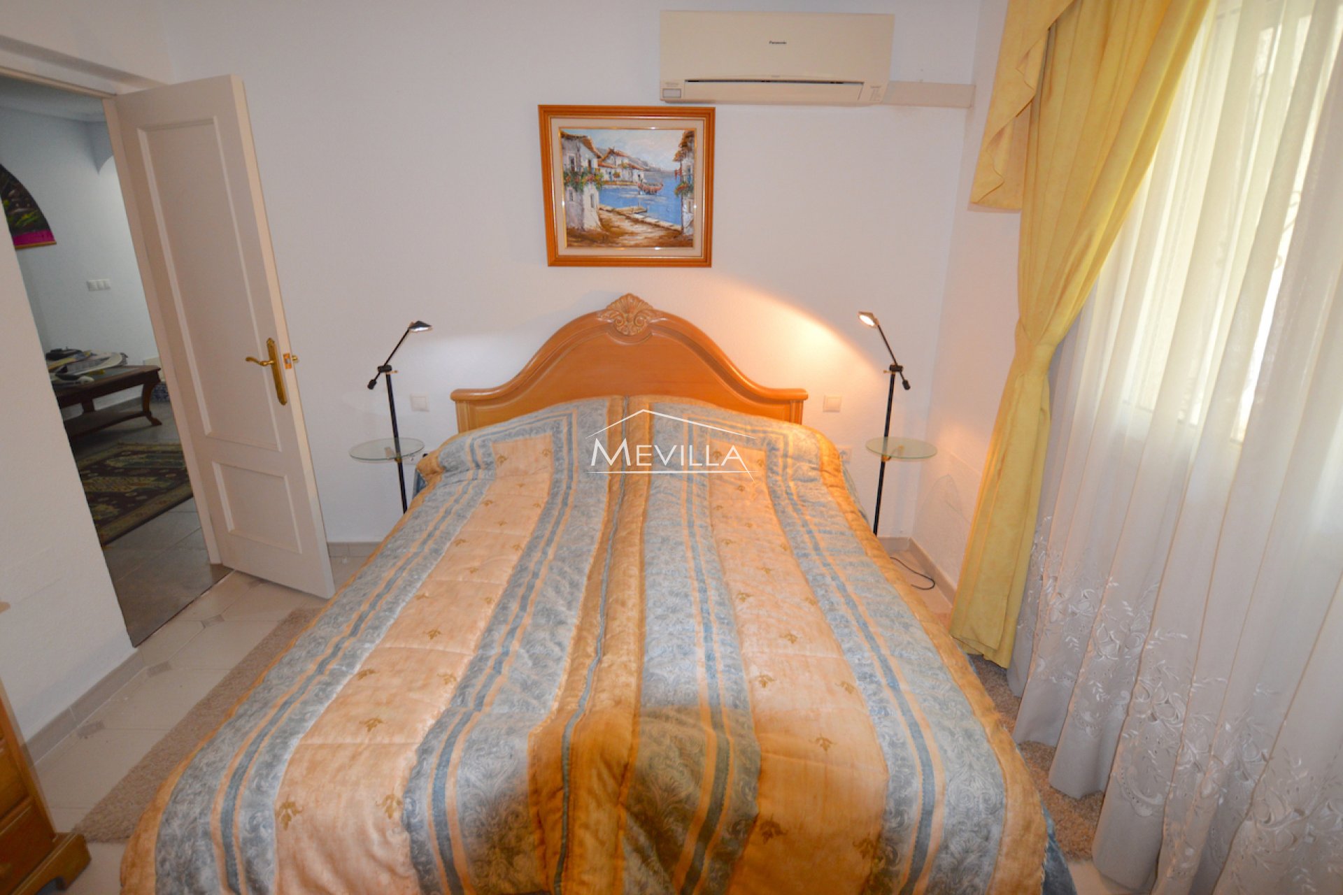 Återförsäljare - Villa - Orihuela Costa - La Zenia