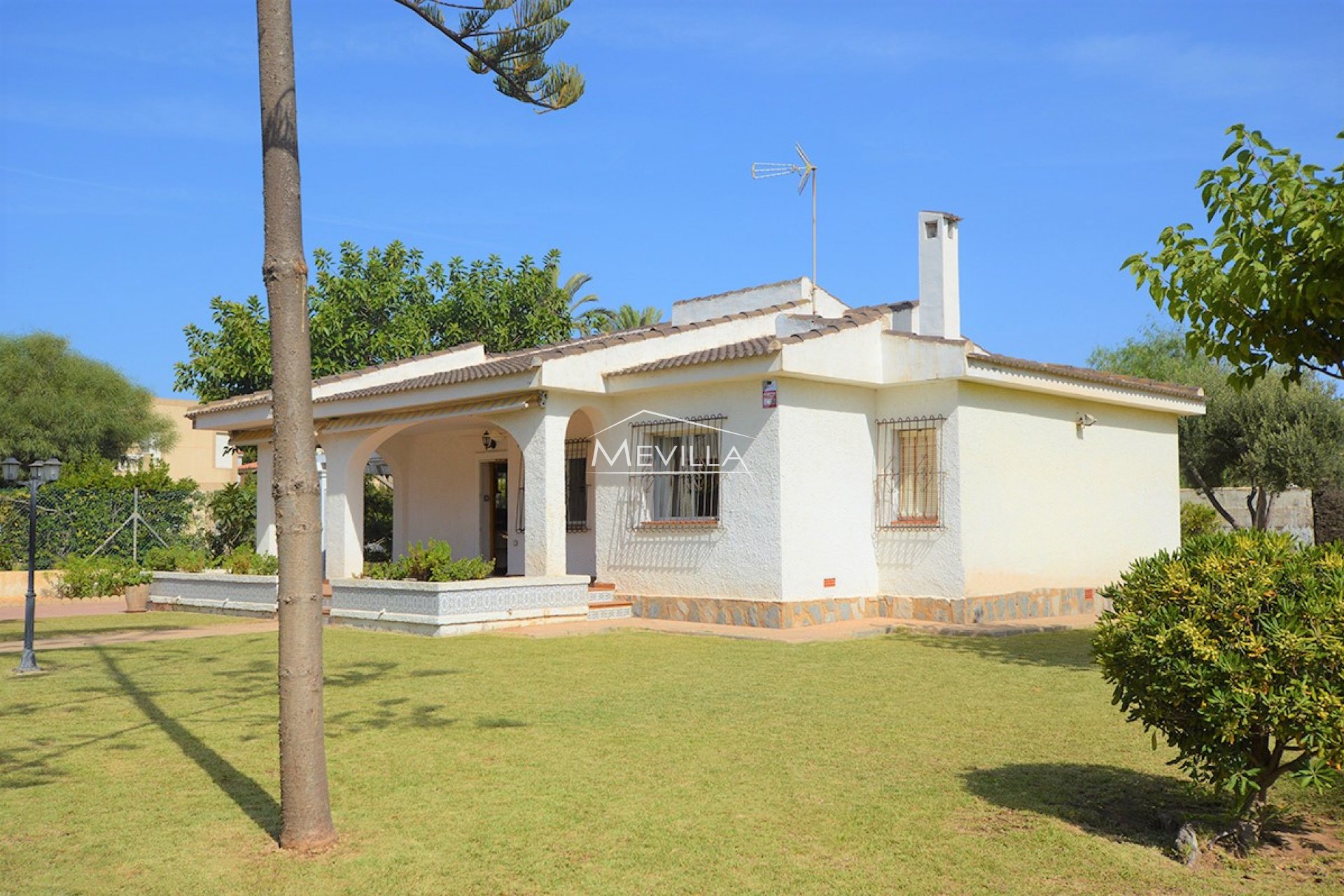 Återförsäljare - Villa - Orihuela Costa - La Zenia