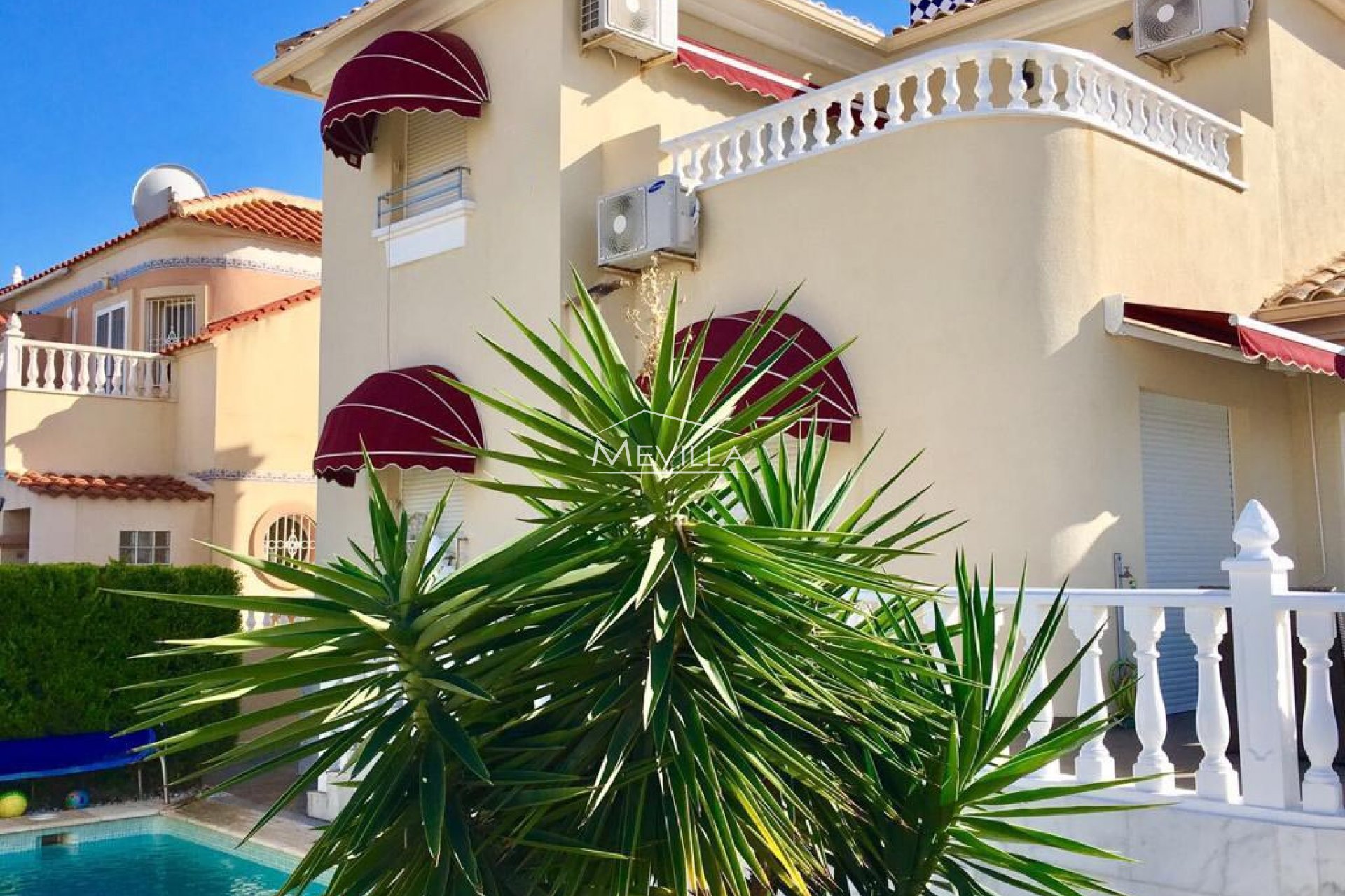 Återförsäljare - Villa - Orihuela Costa - La Zenia