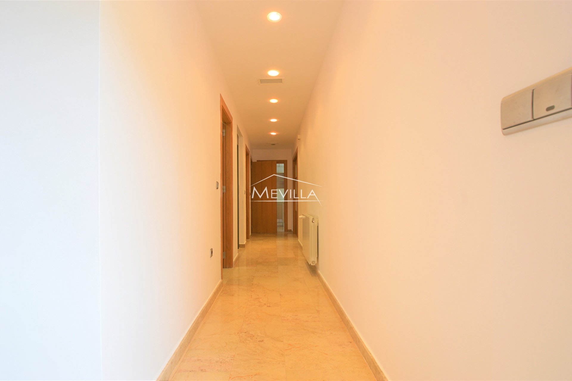 Återförsäljare - Villa - Orihuela Costa - La Zenia