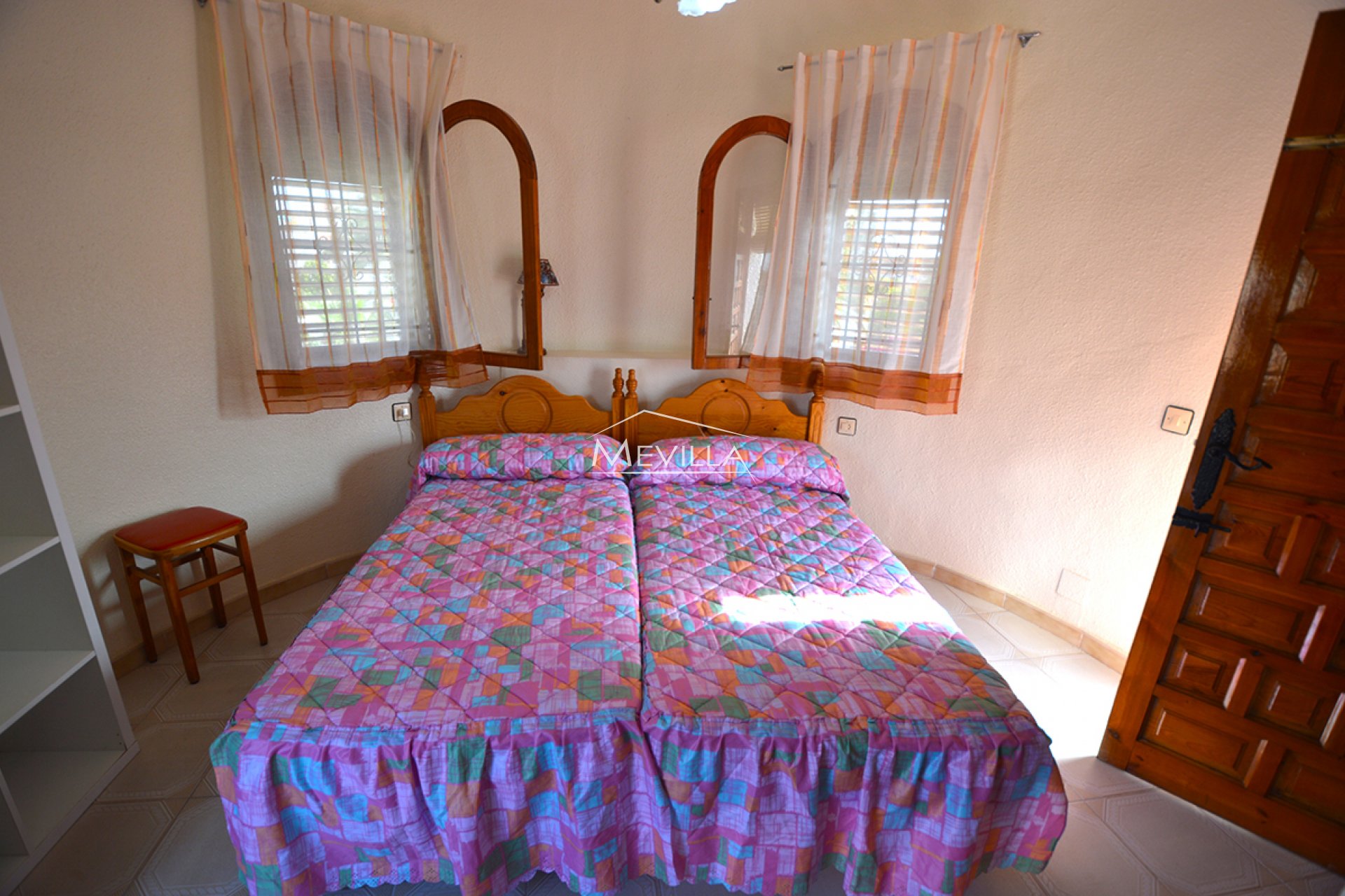 Återförsäljare - Villa - Orihuela Costa - La Zenia