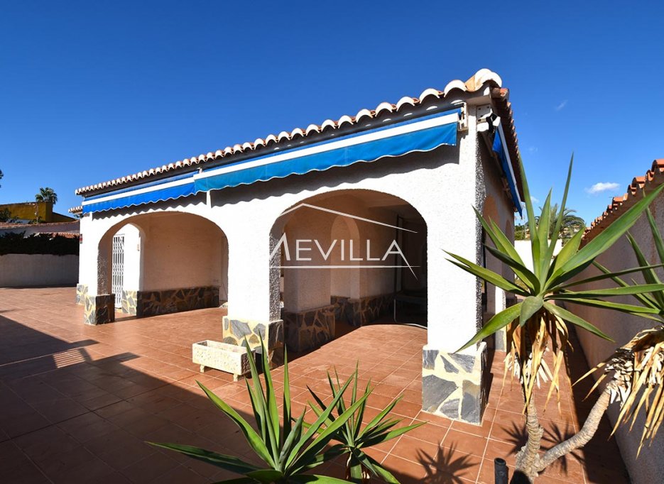 Återförsäljare - Villa - Orihuela Costa - La Zenia