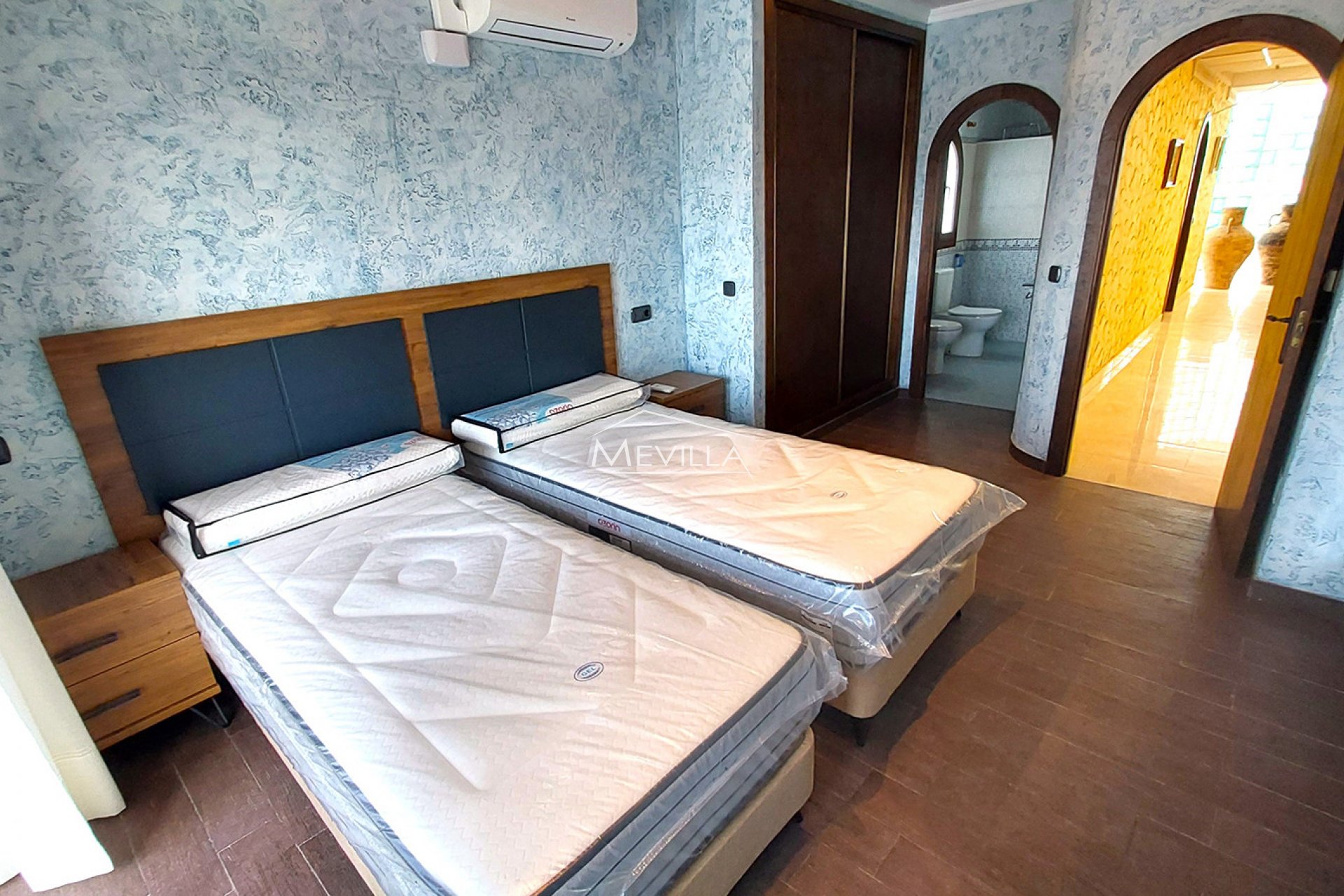 Återförsäljare - Villa - Orihuela Costa - La Zenia