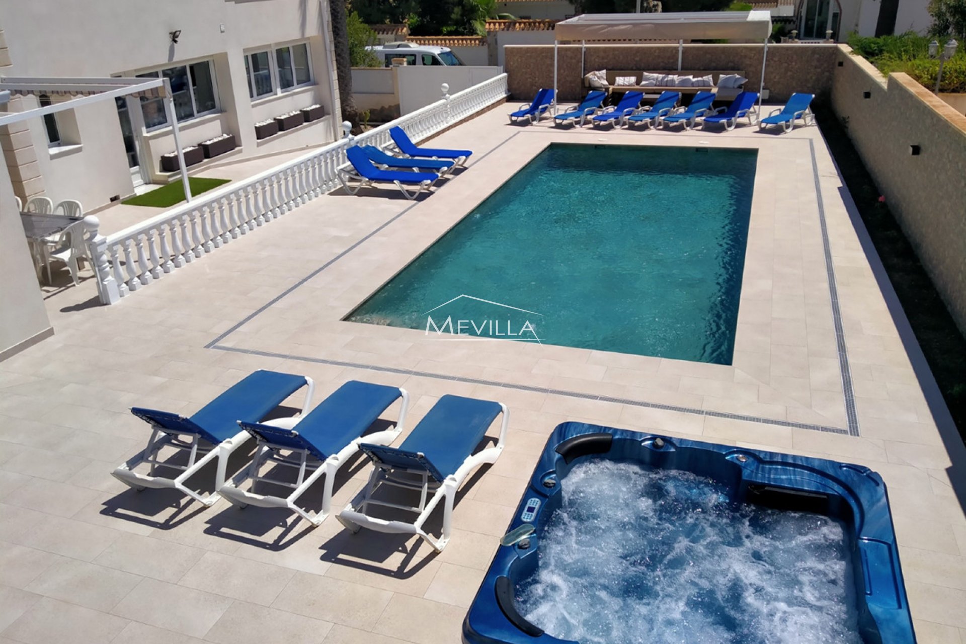 Återförsäljare - Villa - Orihuela Costa - La Zenia