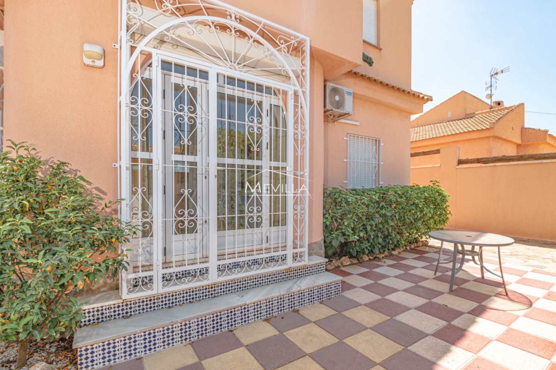 Återförsäljare - Villa - Orihuela Costa - Mil Palmeras