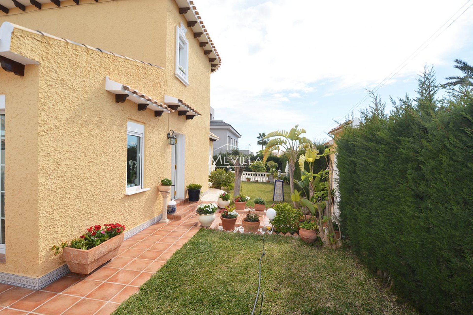 Återförsäljare - Villa - Orihuela Costa - Playa Flamenca