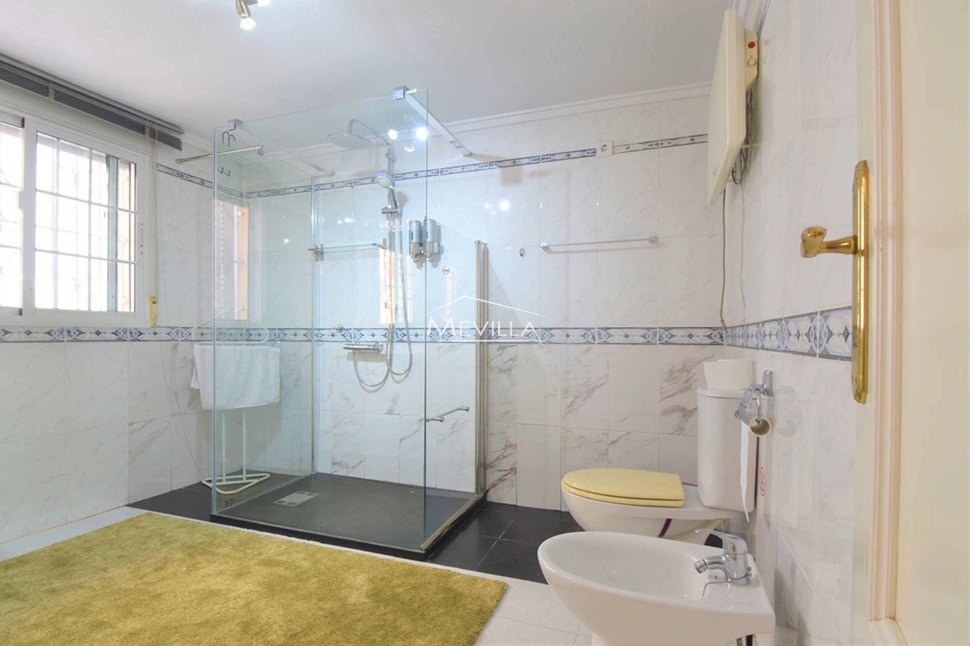 Återförsäljare - Villa - Orihuela Costa - Playa Flamenca