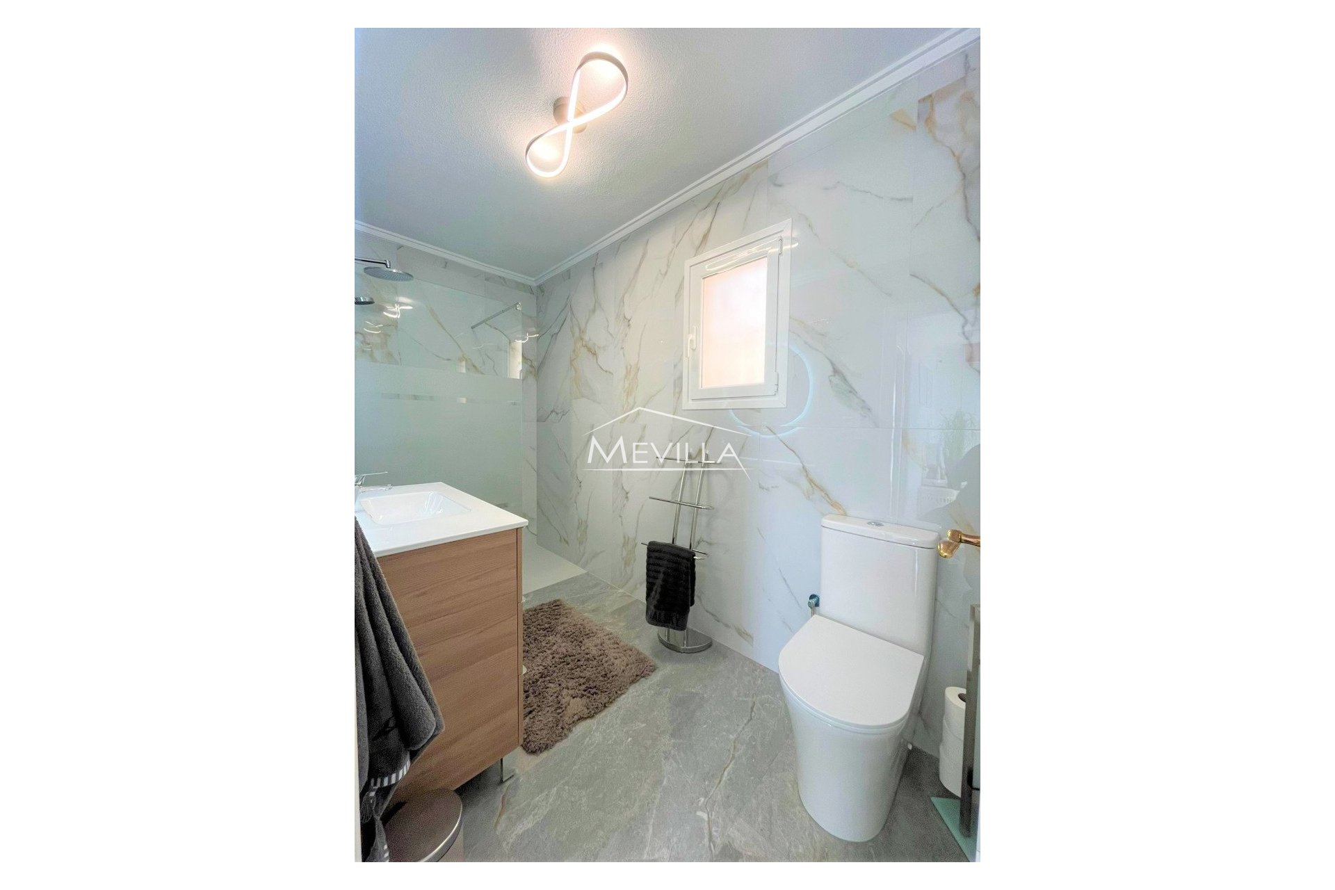 Återförsäljare - Villa - Orihuela Costa - Playa Flamenca