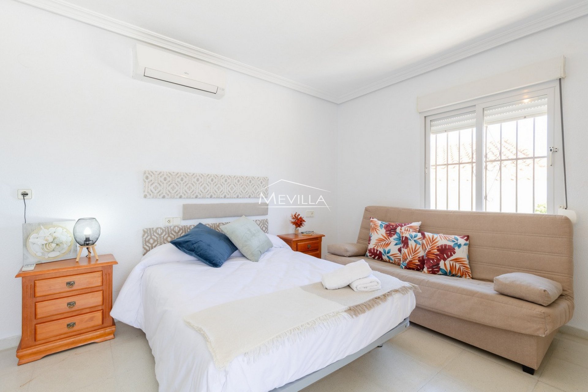 Återförsäljare - Villa - Orihuela Costa - Playa Flamenca