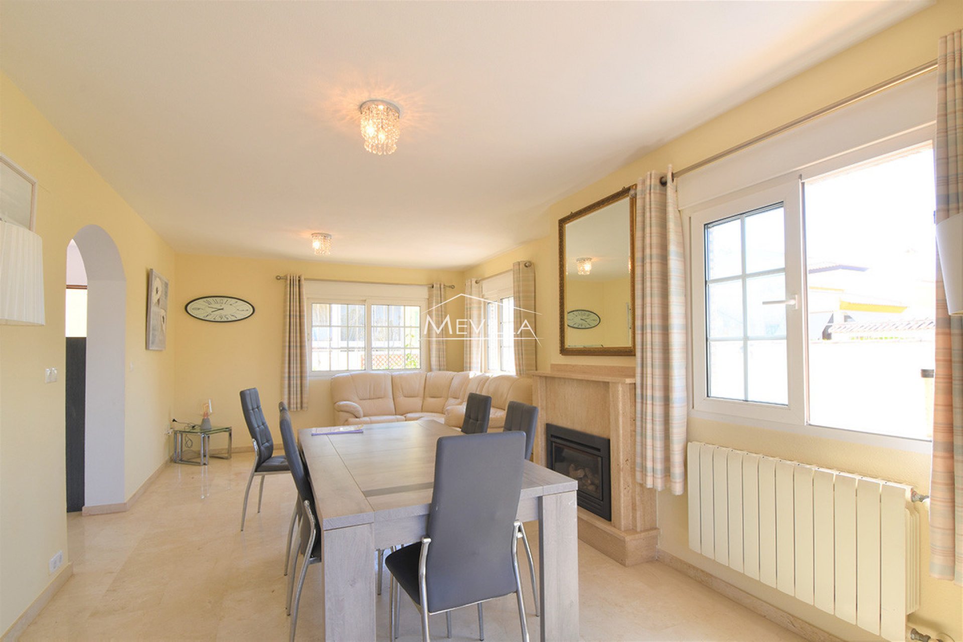 Återförsäljare - Villa - Orihuela Costa - Playa Flamenca