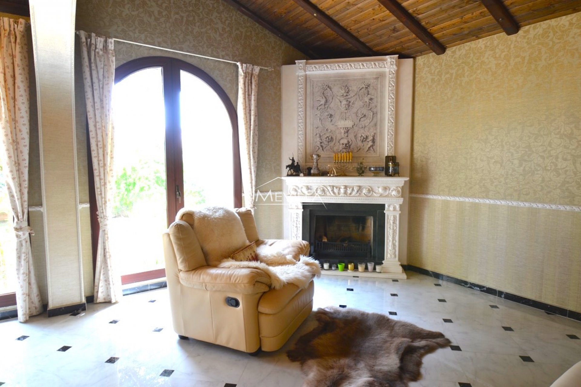 Återförsäljare - Villa - Orihuela Costa - Punta Prima