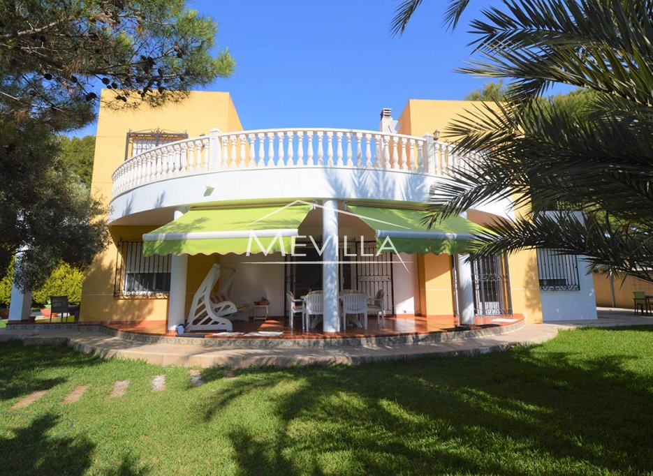 Återförsäljare - Villa - Orihuela Costa - Punta Prima
