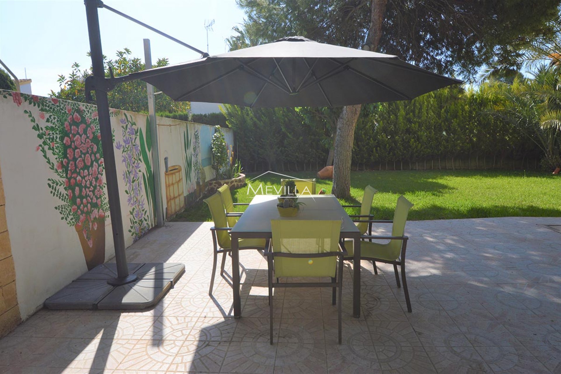 Återförsäljare - Villa - Orihuela Costa - Punta Prima