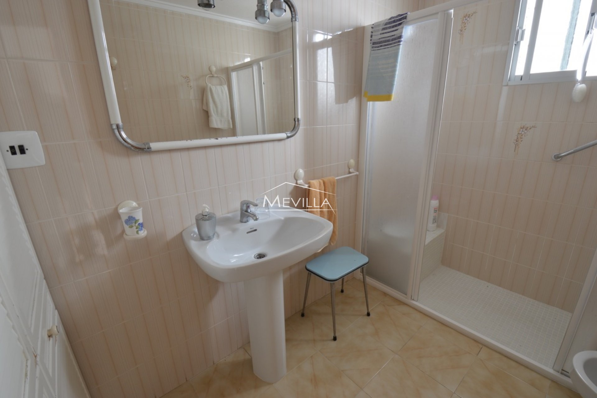 Återförsäljare - Villa - Orihuela Costa - Punta Prima