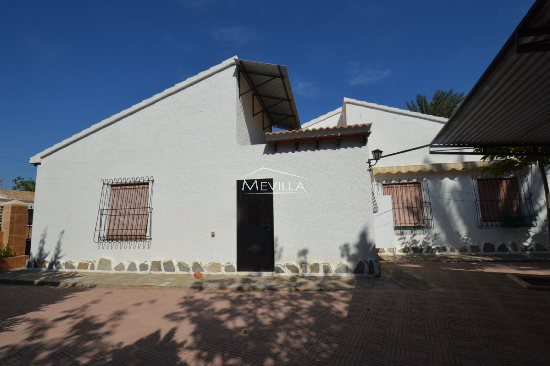 Återförsäljare - Villa - Orihuela Costa - Punta Prima