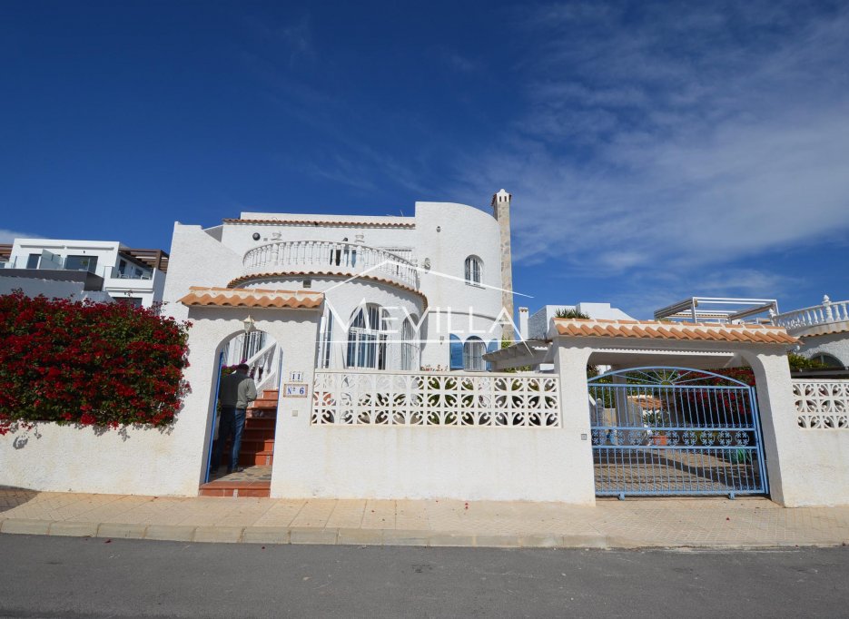 Återförsäljare - Villa - Orihuela Costa - Villamartin