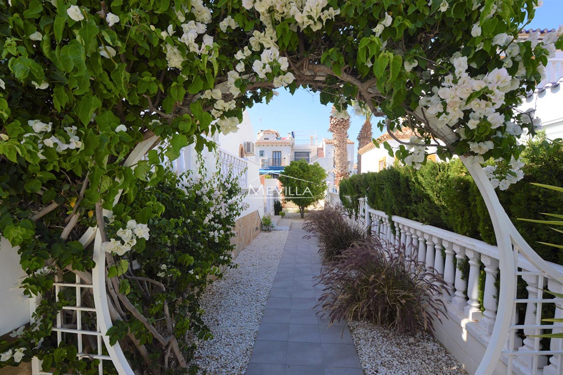 Återförsäljare - Villa - Orihuela Costa - Villamartin