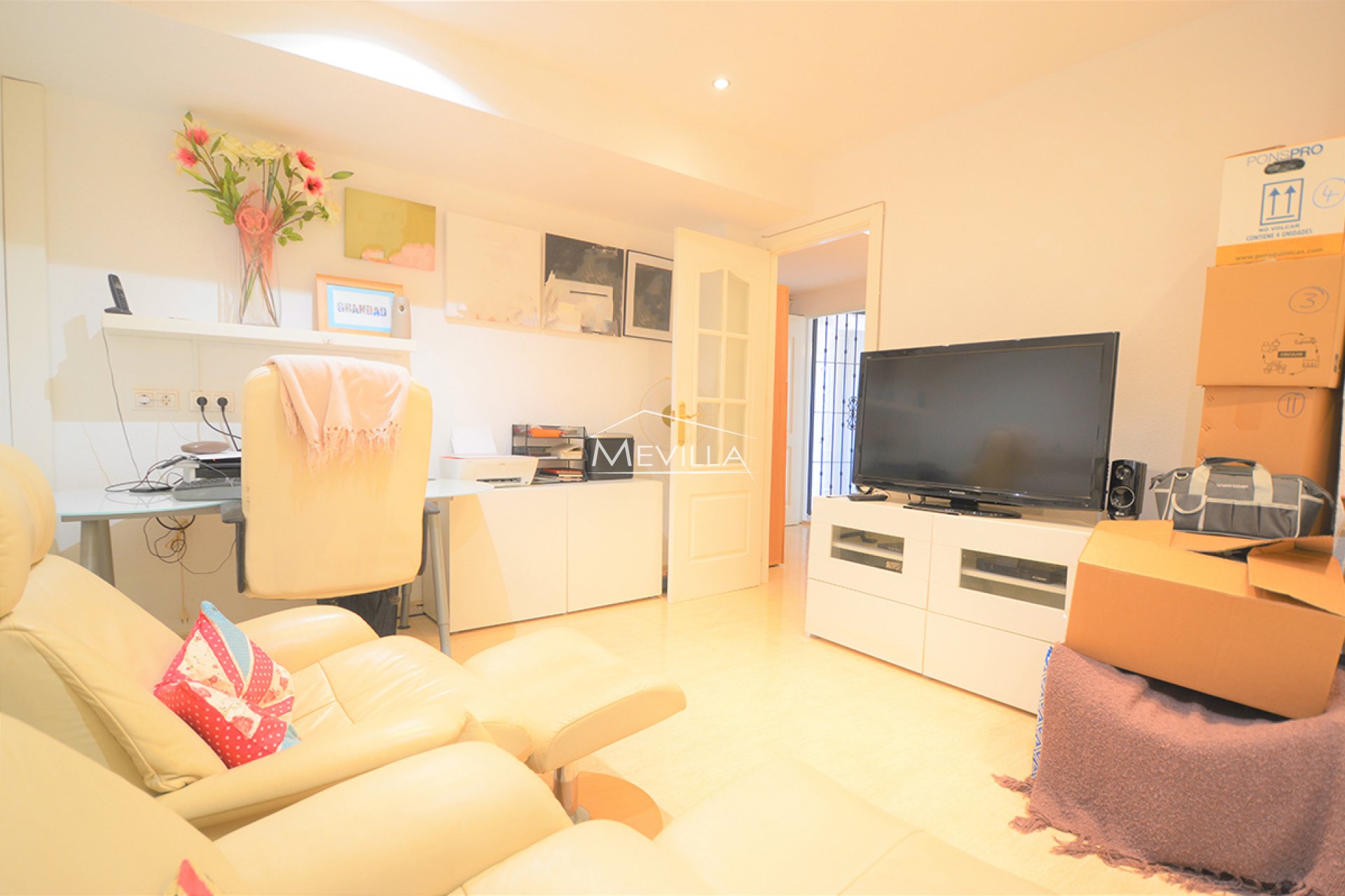 Återförsäljare - Villa - Orihuela Costa - Villamartin