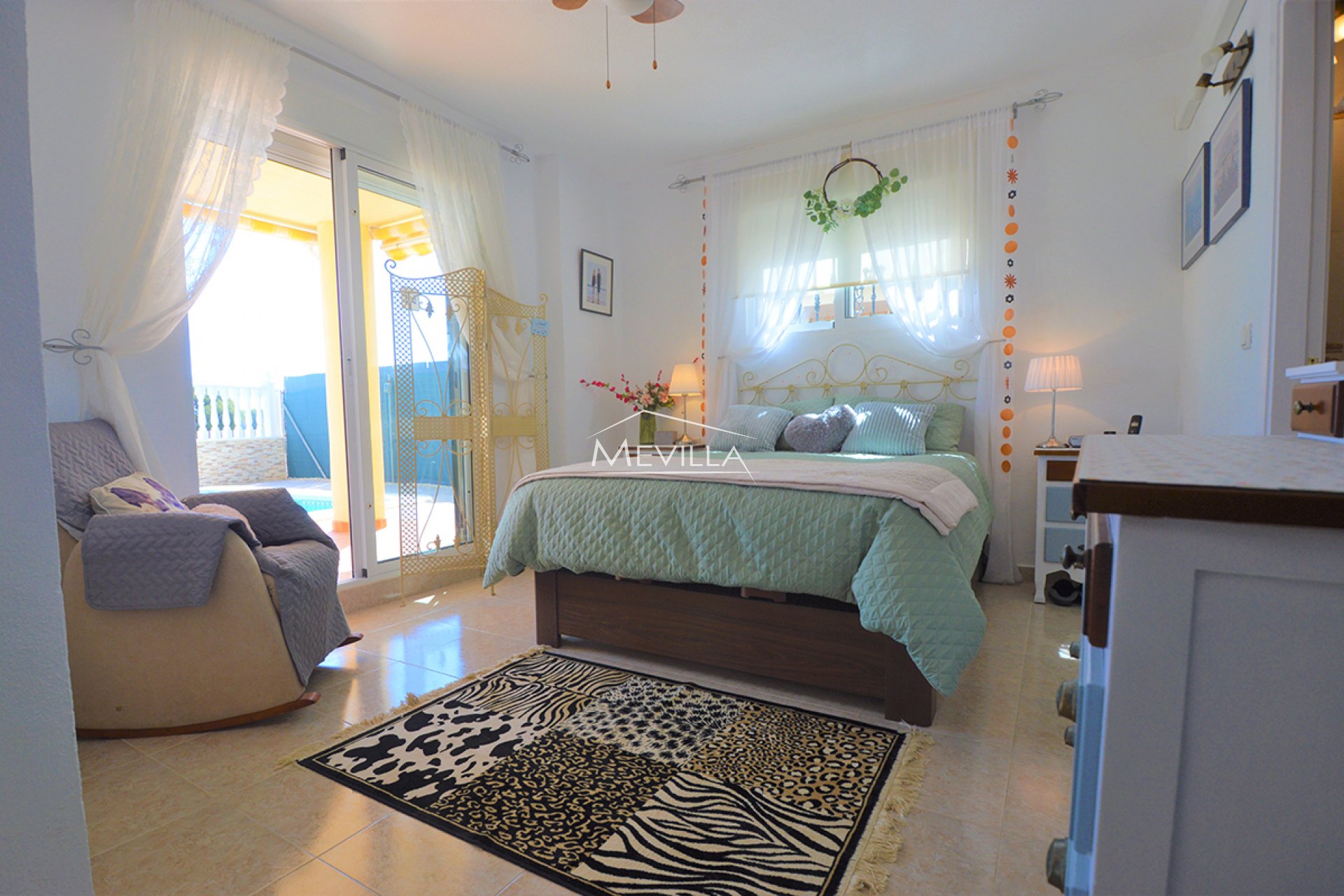 Återförsäljare - Villa - Orihuela Costa - Villamartin