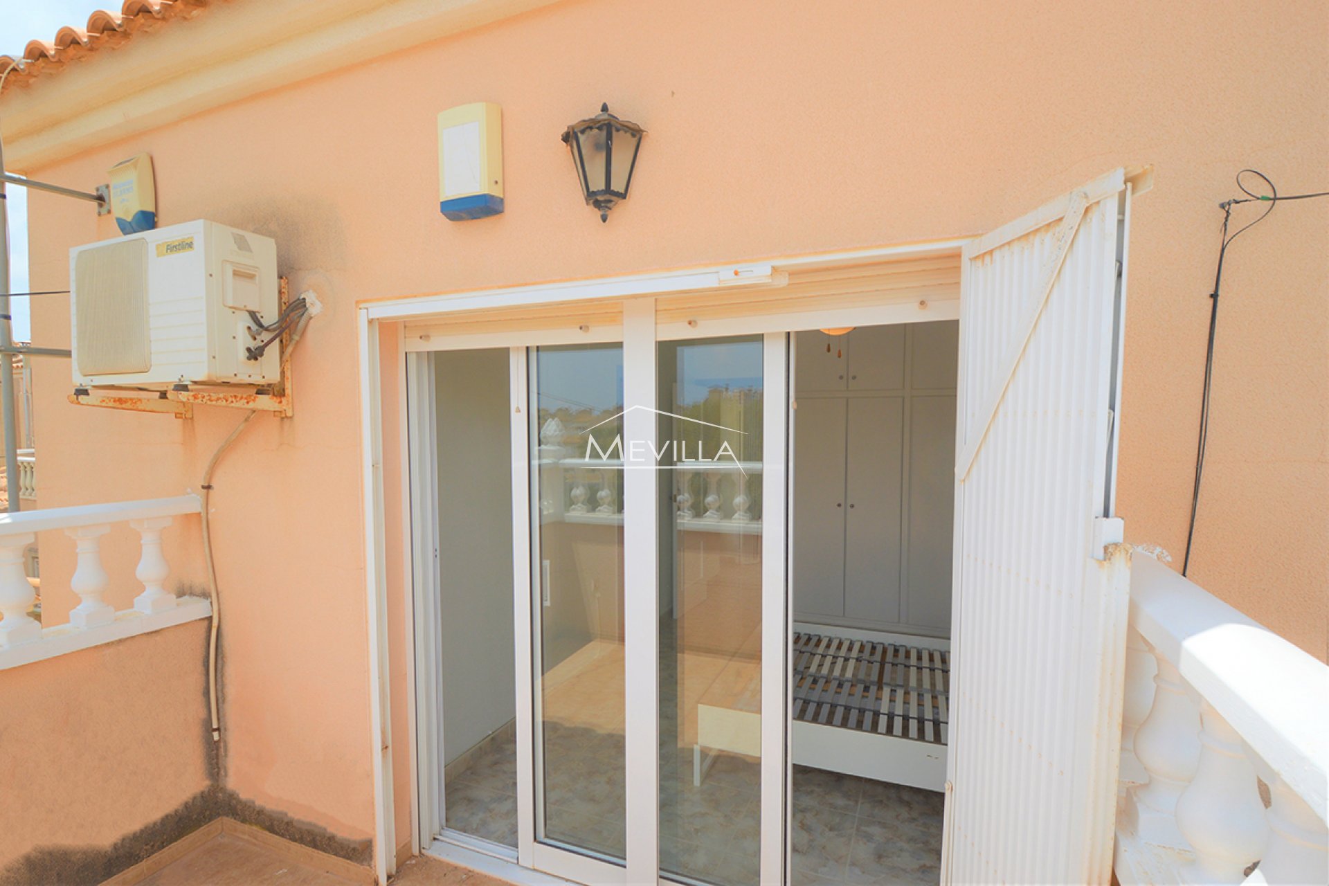 Återförsäljare - Villa - Orihuela Costa - Villamartin