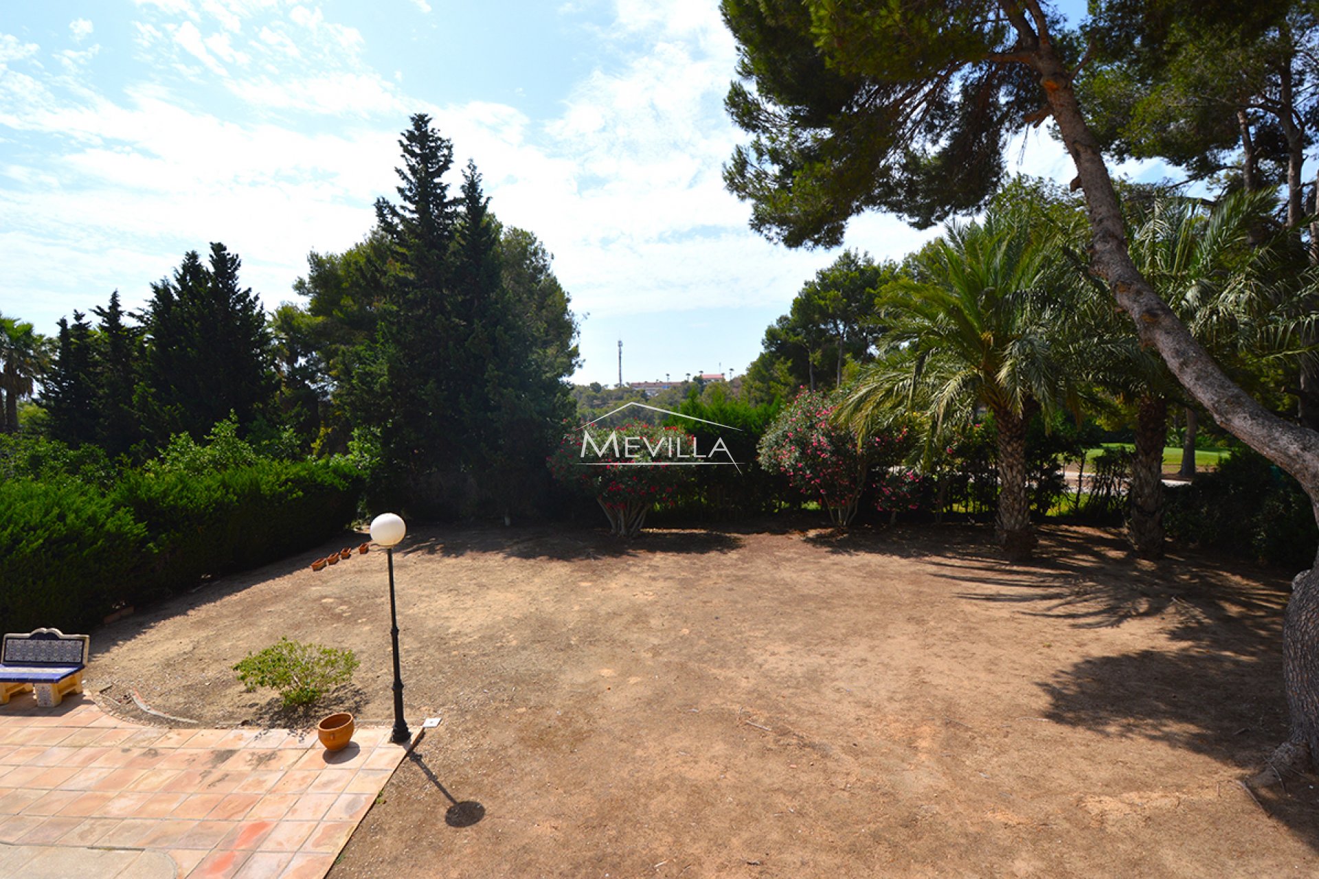 Återförsäljare - Villa - Orihuela Costa - Villamartin