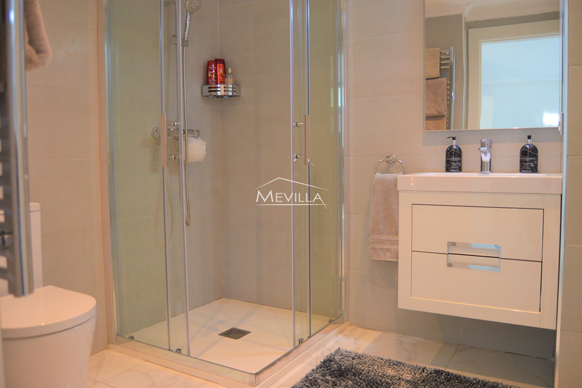 Återförsäljare - Villa - Orihuela Costa - Villamartin