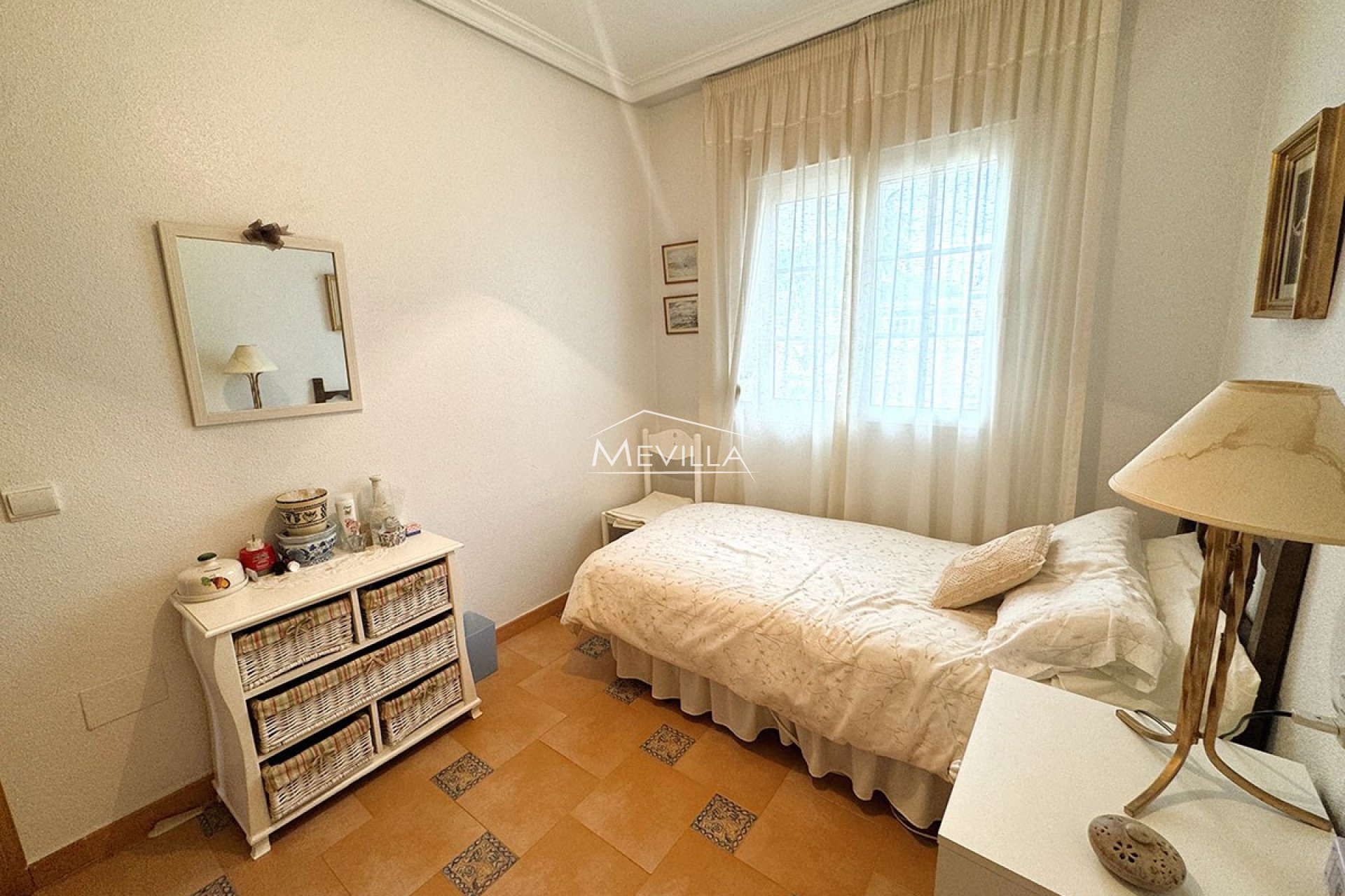 Återförsäljare - Villa - Orihuela Costa - Villamartin