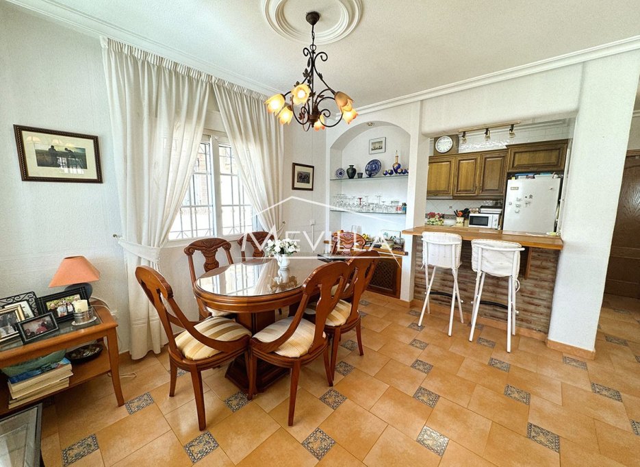 Återförsäljare - Villa - Orihuela Costa - Villamartin