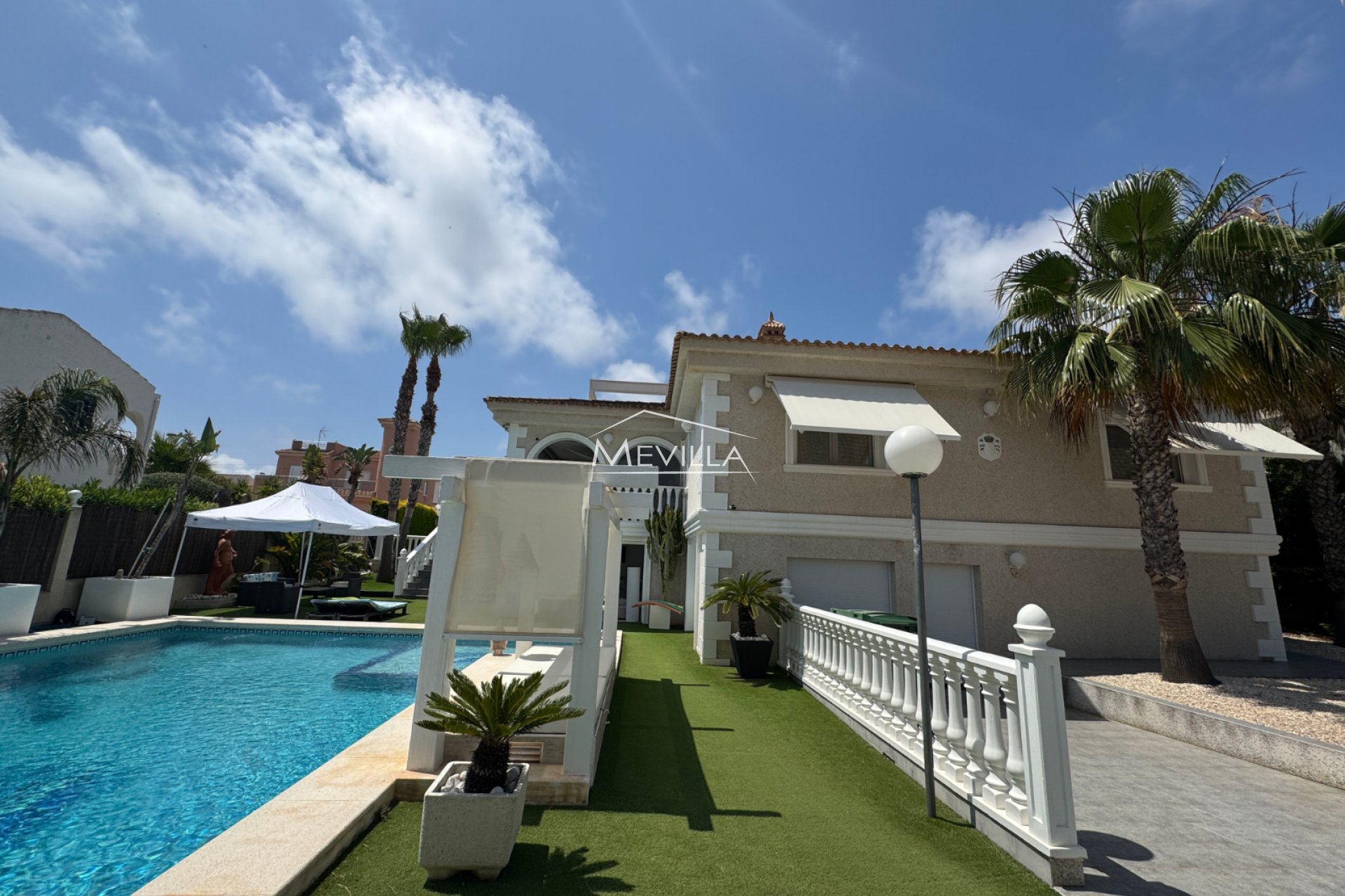 Återförsäljare - Villa - Orihuela