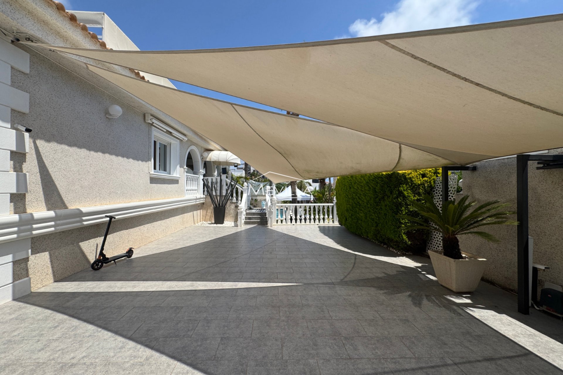 Återförsäljare - Villa - Orihuela