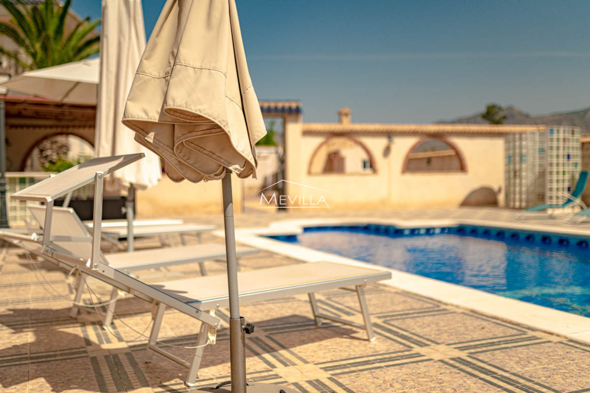 Återförsäljare - Villa - Orihuela