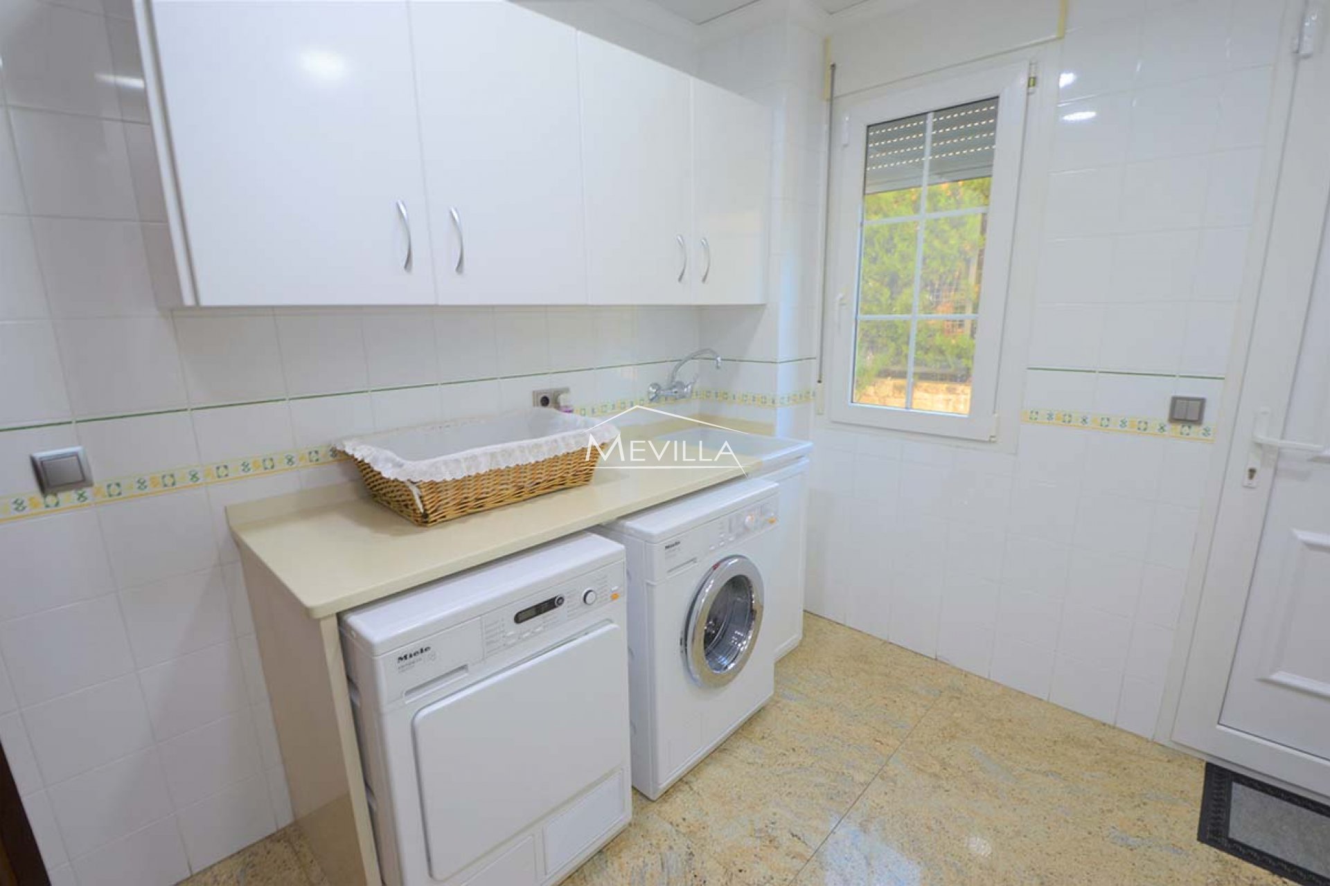 Återförsäljare - Villa - San Miguel de Salinas