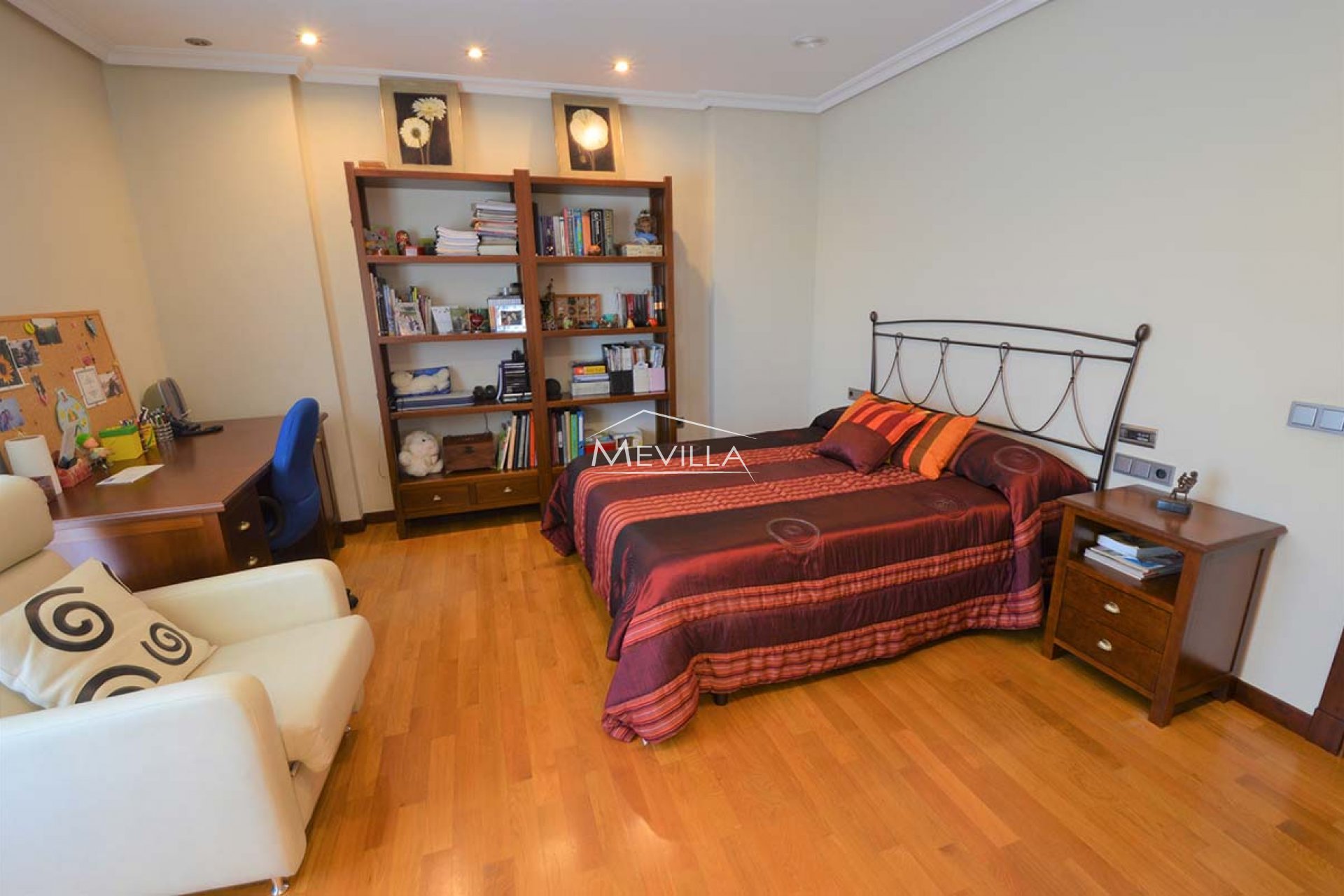 Återförsäljare - Villa - San Miguel de Salinas