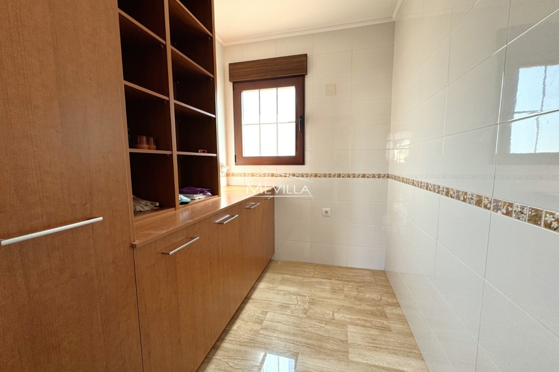 Återförsäljare - Villa - San Miguel de Salinas